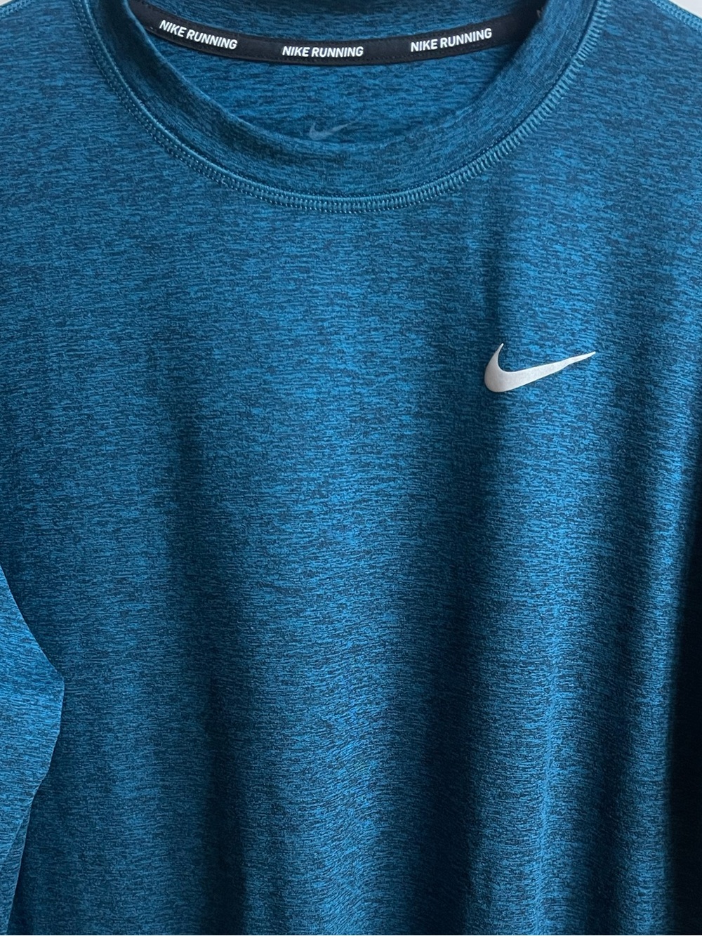 Nike Women's Element Dri-Fit Long Sleeve Running Shirt Teal Heather 928741 - Picture 4 of 9
